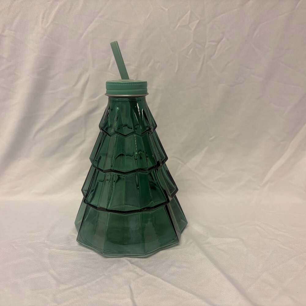 Holiday Time Green Glass Christmas Tree Sipper Cup with Straw – Festive Holiday